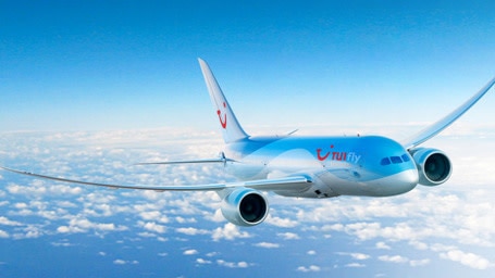 TUIn edulliset pelkät lennot.