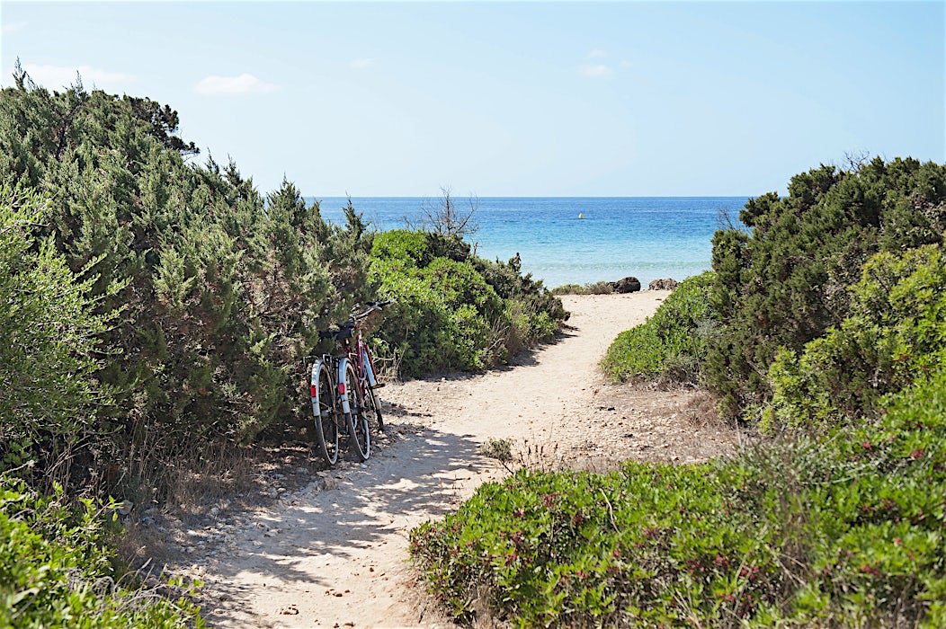 cala-n-bosch-menorca-espanja