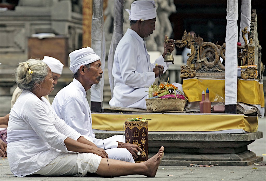 temppeli-tirtha-empul-bali-tui