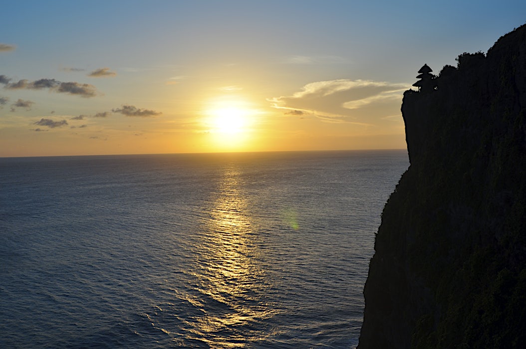 templet-uluwatu-indonesia-tui