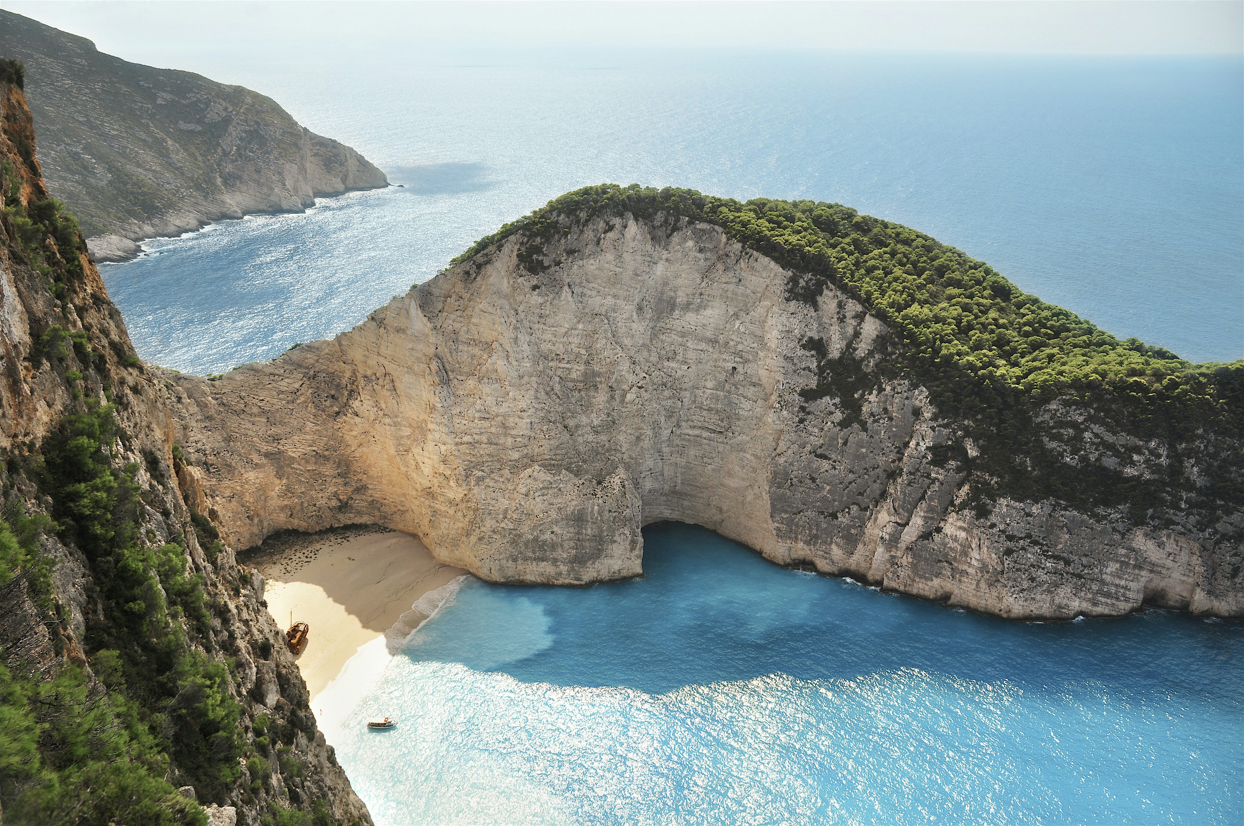 laivanhylky-rannalla-zakynthos-kreikka-tui
