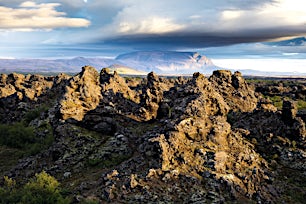 karu-maisema-dimmuborgir-islanti