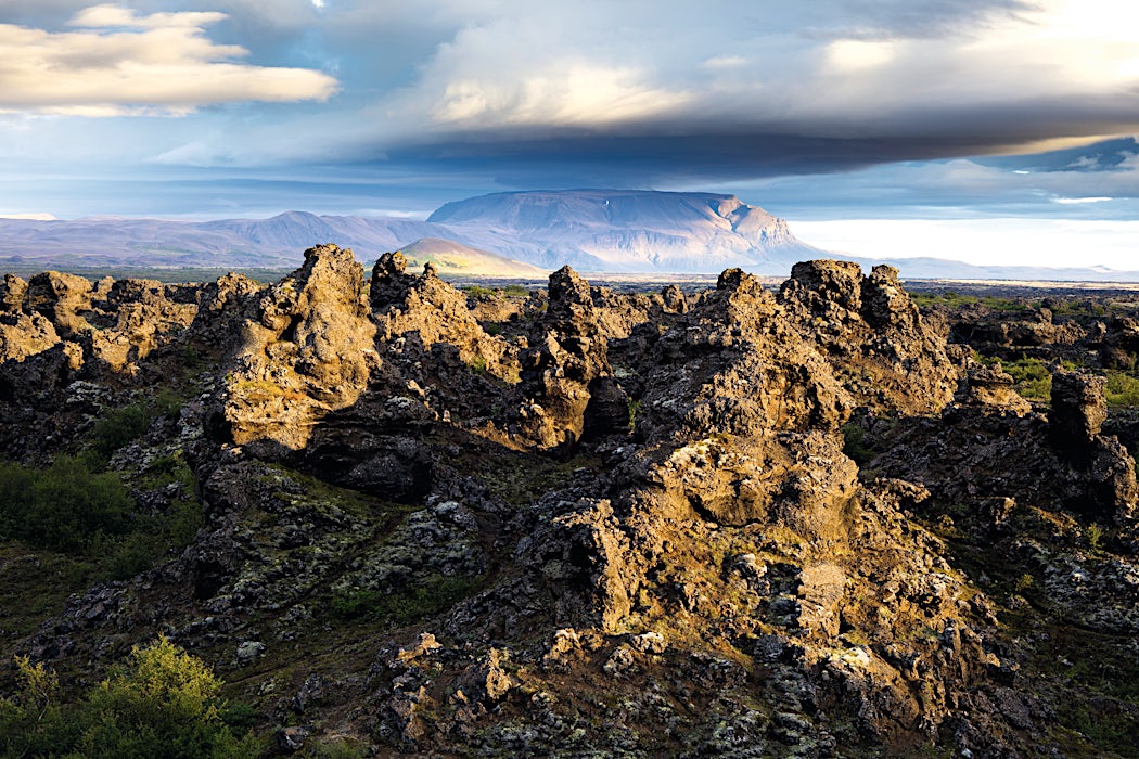 karu-maisema-dimmuborgir-islanti