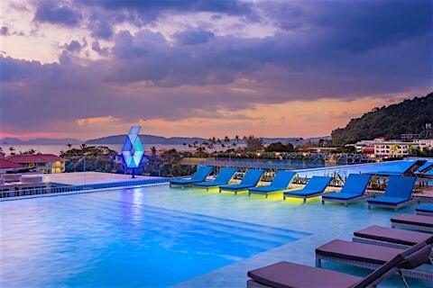 Blue Star BlueSotel SMART – Adults Only