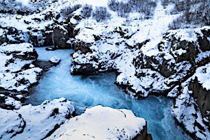hraunfosser-vesiputous-islanti-tui