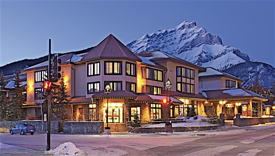 Elk + Avenue Hotel